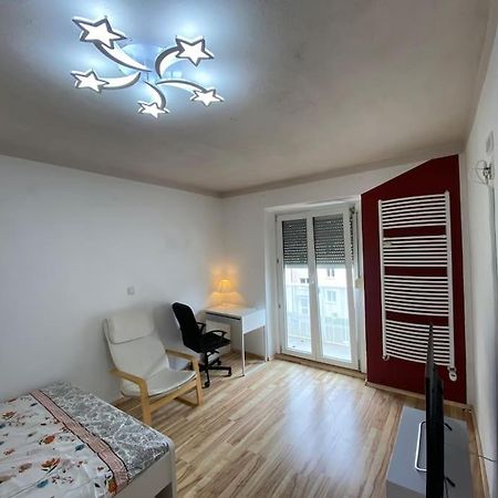 נויבורג אן דר דונאו Room With Balcony In Neuburg מראה חיצוני תמונה